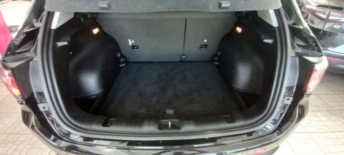 Jeep Compass 1.6 Multijet II 2WD Limited (6)
