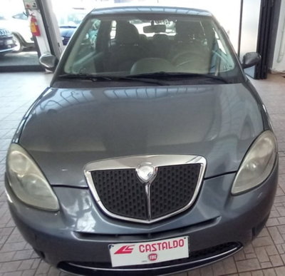 Lancia Ypsilon 1.3 MJT 75 CV Argento usata