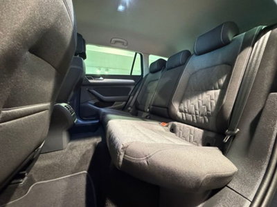 Volkswagen Passat 2.0 tdi scr R-Line 150cv dsg (12)