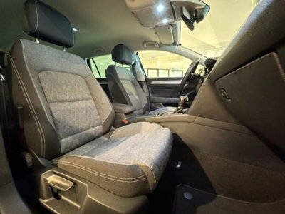 Volkswagen Passat 2.0 tdi scr R-Line 150cv dsg (14)