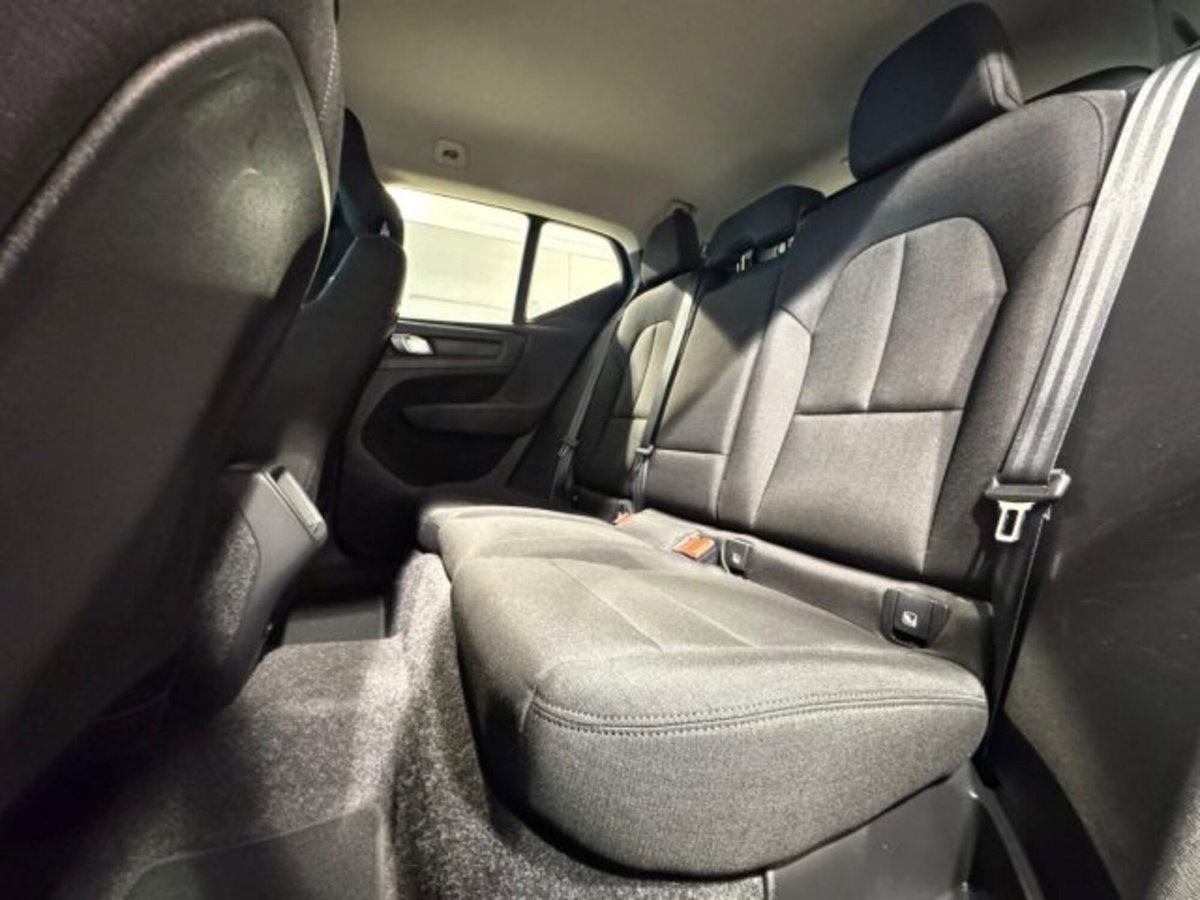 Volvo XC40 D3 AWD Geartronic (12)