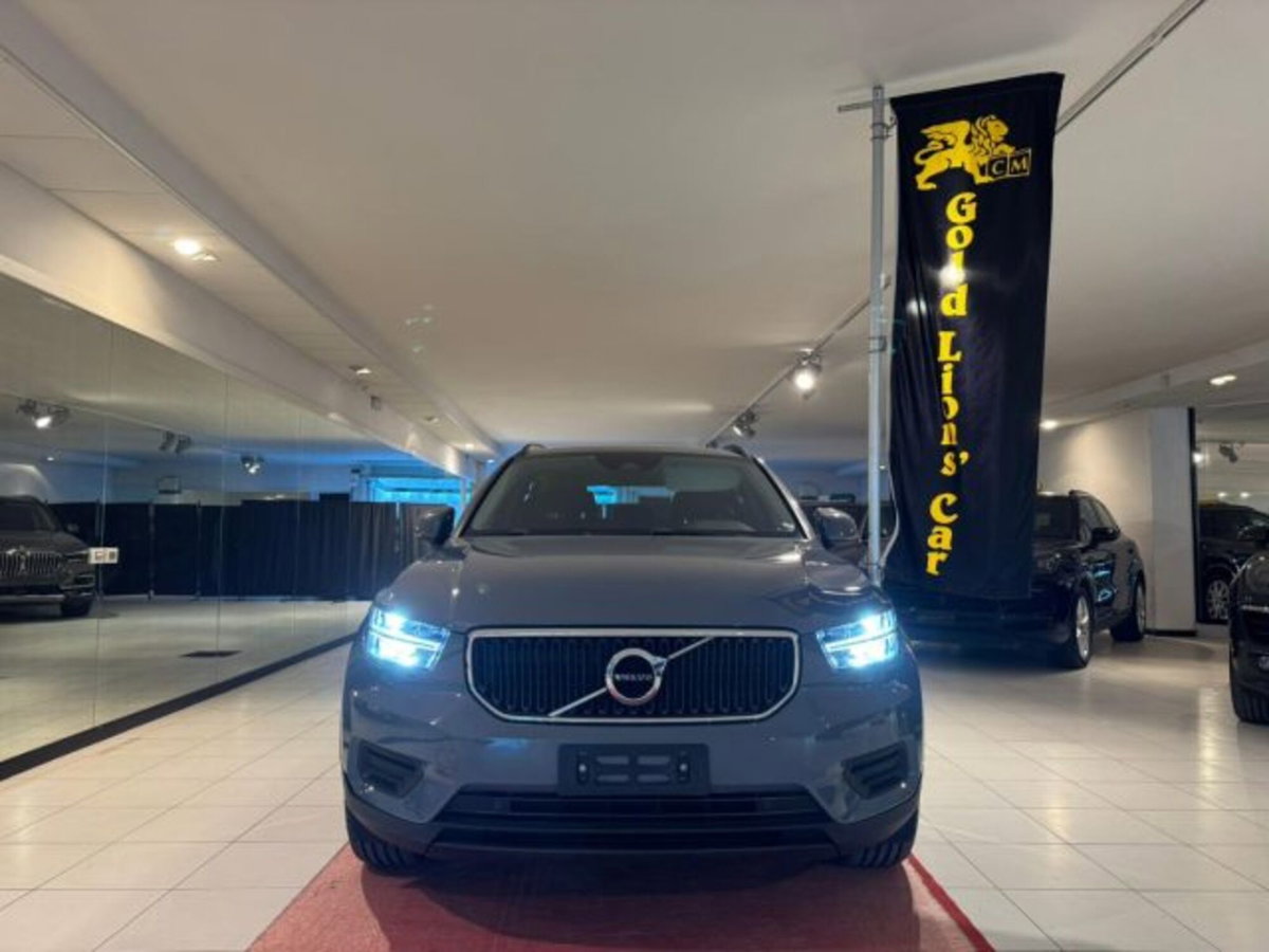 Volvo XC40 D3 AWD Geartronic (2)