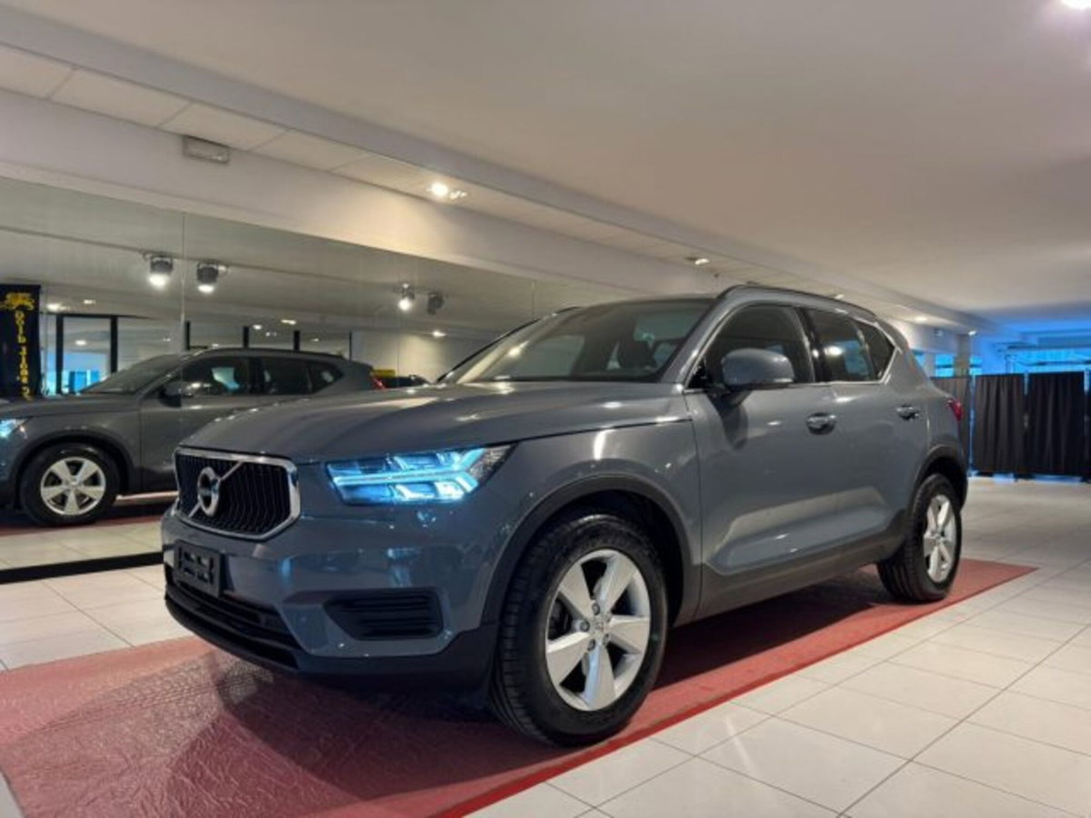 Volvo XC40 D3 AWD Geartronic (3)