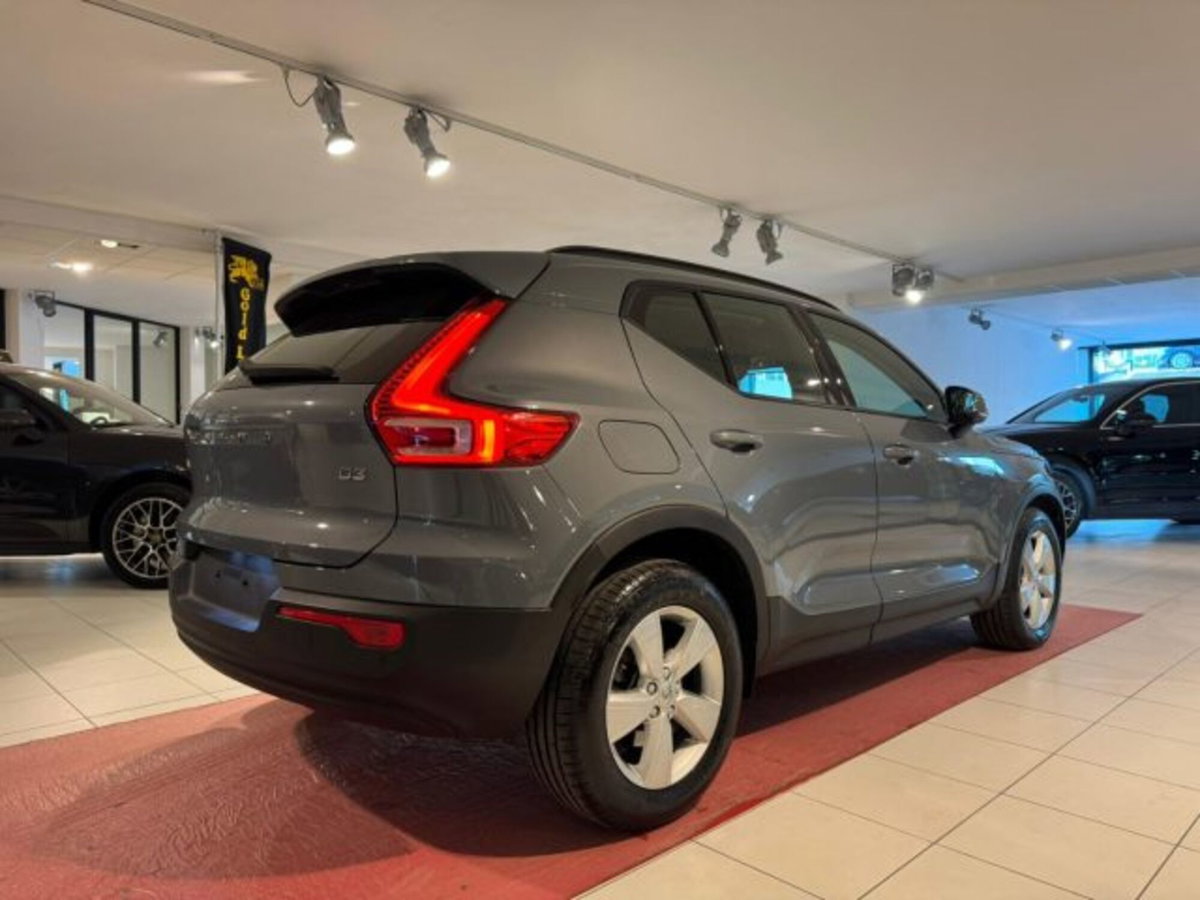 Volvo XC40 D3 AWD Geartronic (7)