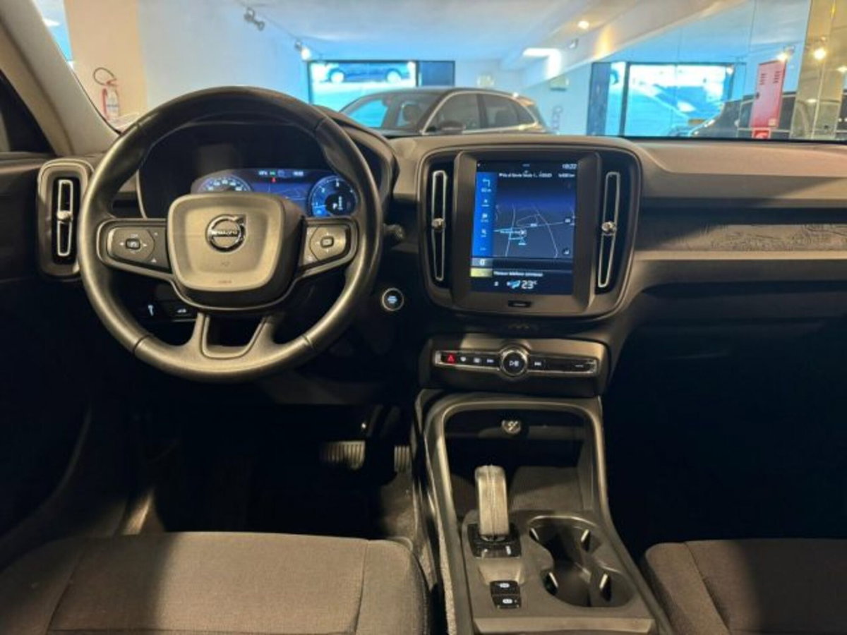 Volvo XC40 D3 AWD Geartronic (9)