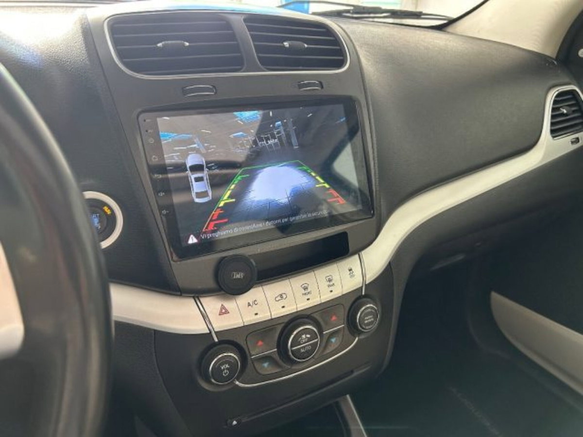 Fiat Freemont 2.0 Mjt 170 CV 4x4 Automatica Lounge (17)