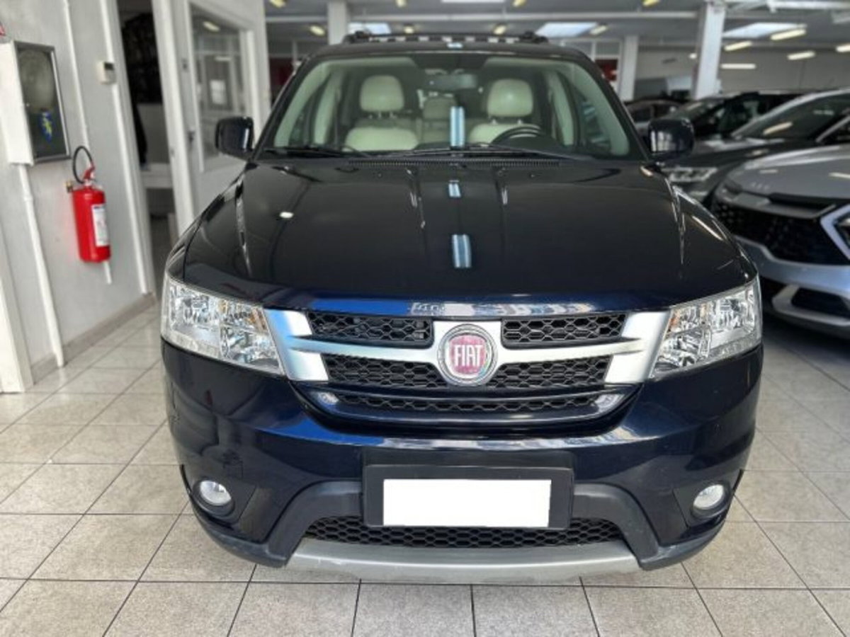 Fiat Freemont 2.0 Mjt 170 CV 4x4 Automatica Lounge (3)