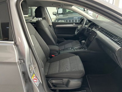 Volkswagen Passat Variant 2.0 TDI SCR EVO DSG Business (10)
