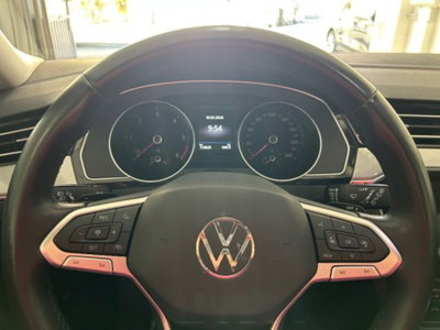 Volkswagen Passat Variant 2.0 TDI SCR EVO DSG Business (13)
