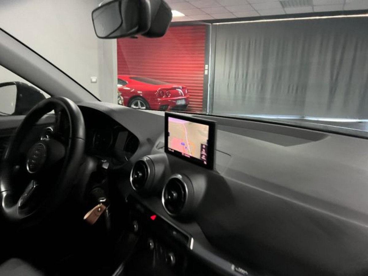 Audi Q2 Q2 30 TDI S tronic Business (8)