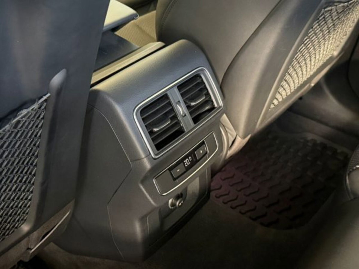 Audi Q5 2.0 TDI quattro S tronic S line plus (7)