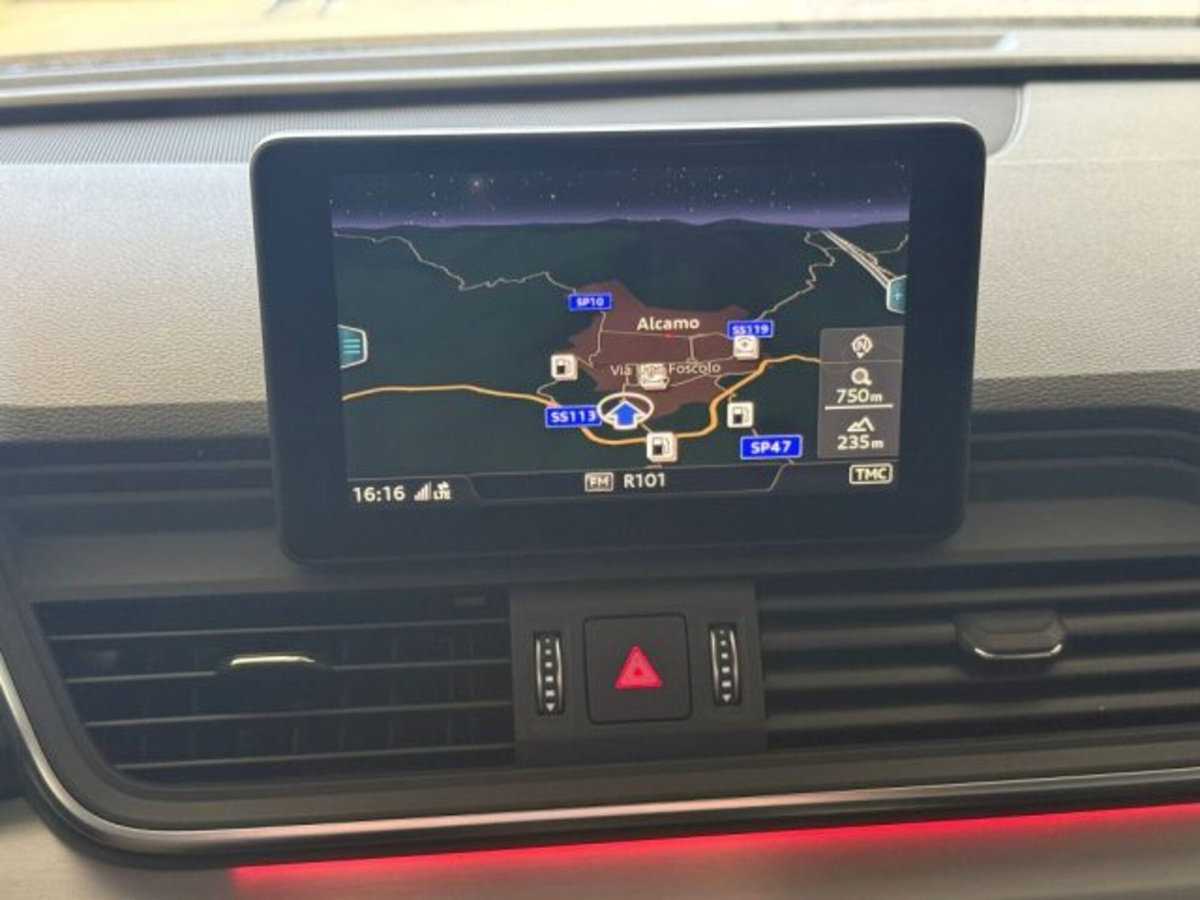 Audi Q5 2.0 TDI quattro S tronic S line plus (11)