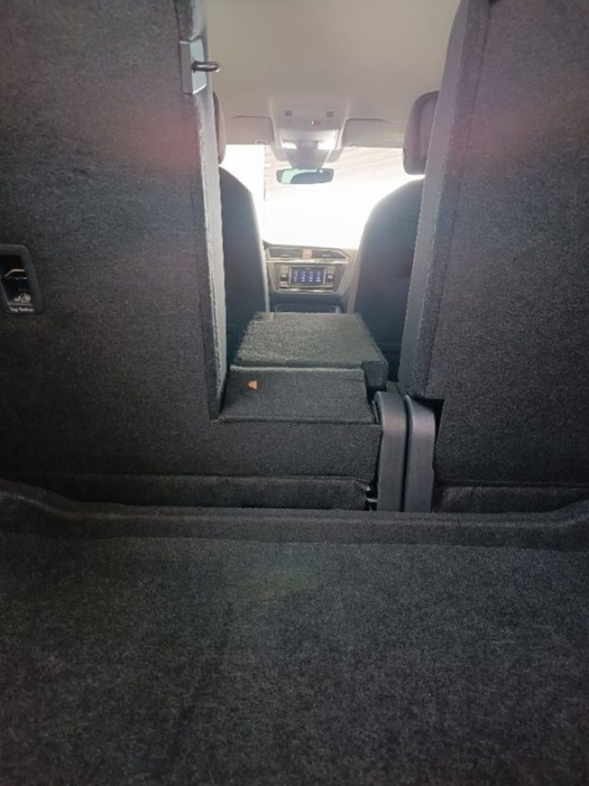Volkswagen Tiguan 2.0 TDI 150 CV SCR DSG 4MOTION Life (10)