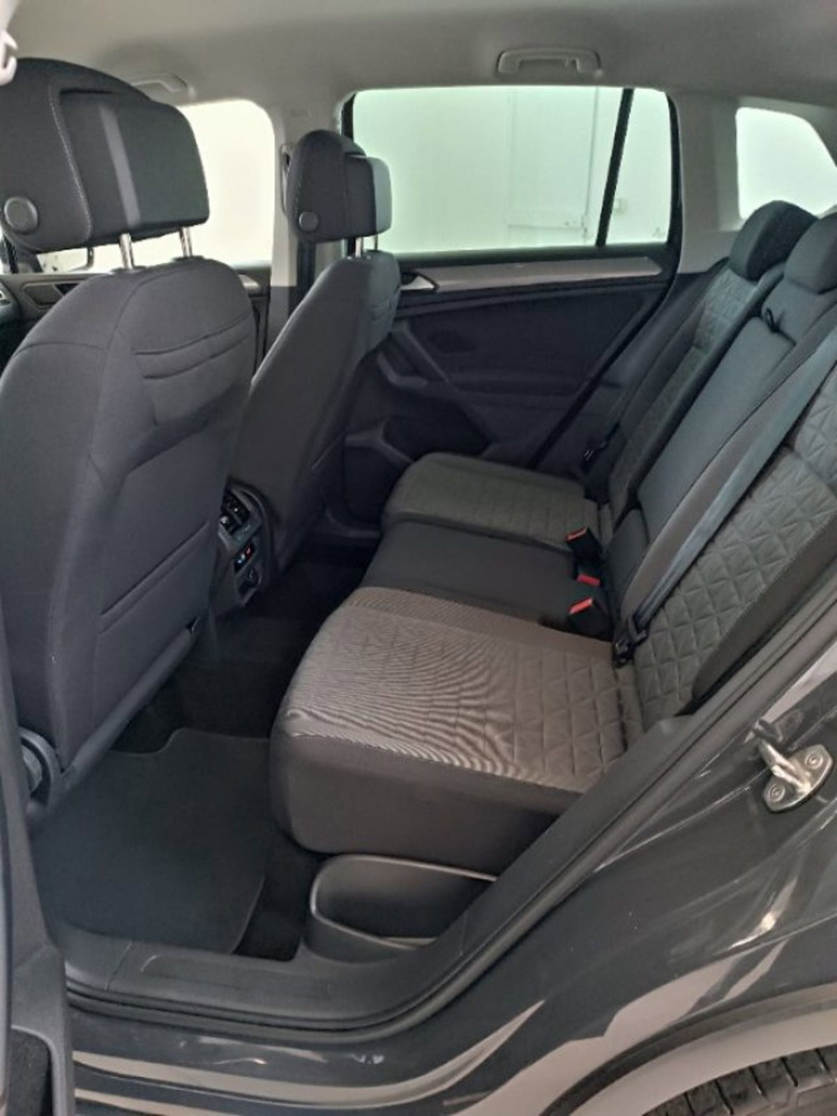 Volkswagen Tiguan 2.0 TDI 150 CV SCR DSG 4MOTION Life (14)