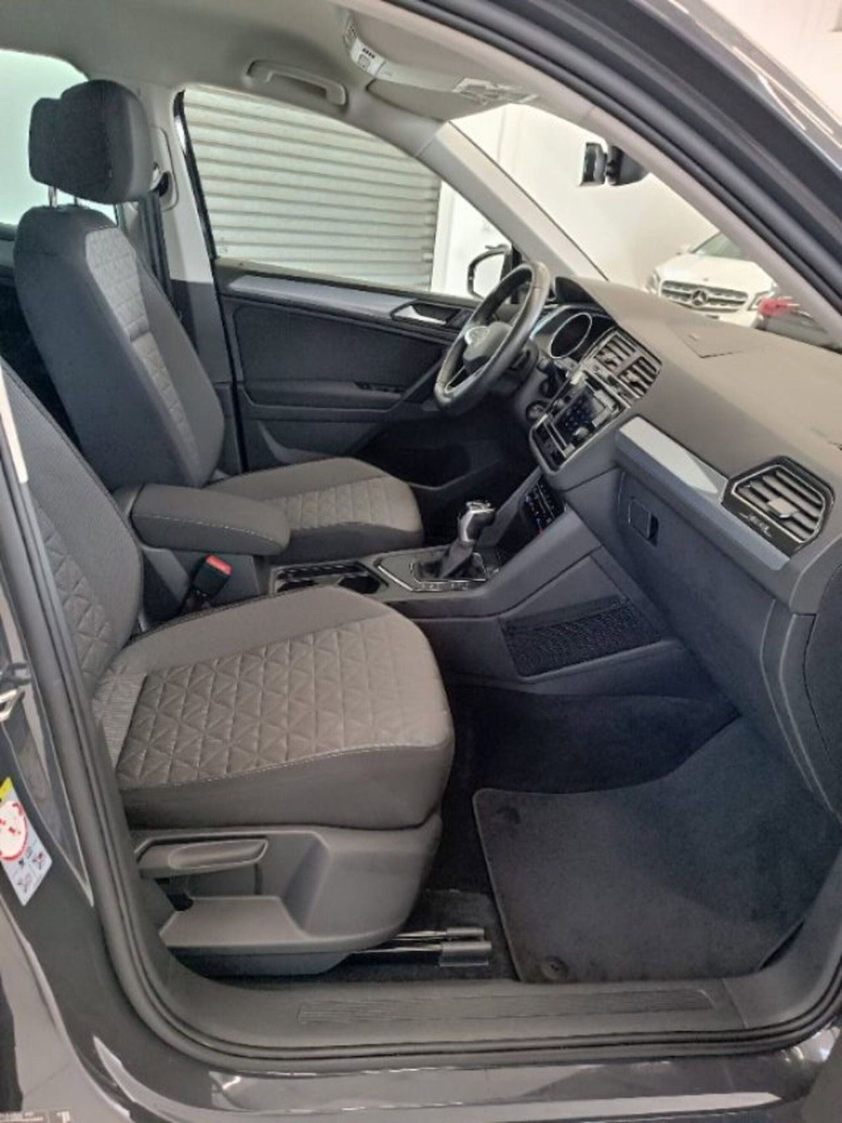 Volkswagen Tiguan 2.0 TDI 150 CV SCR DSG 4MOTION Life (18)
