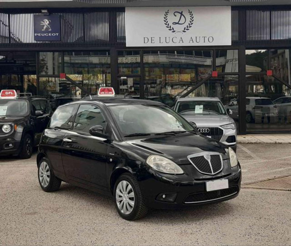 Lancia Ypsilon 1.3 MJT 75 CV Diva
