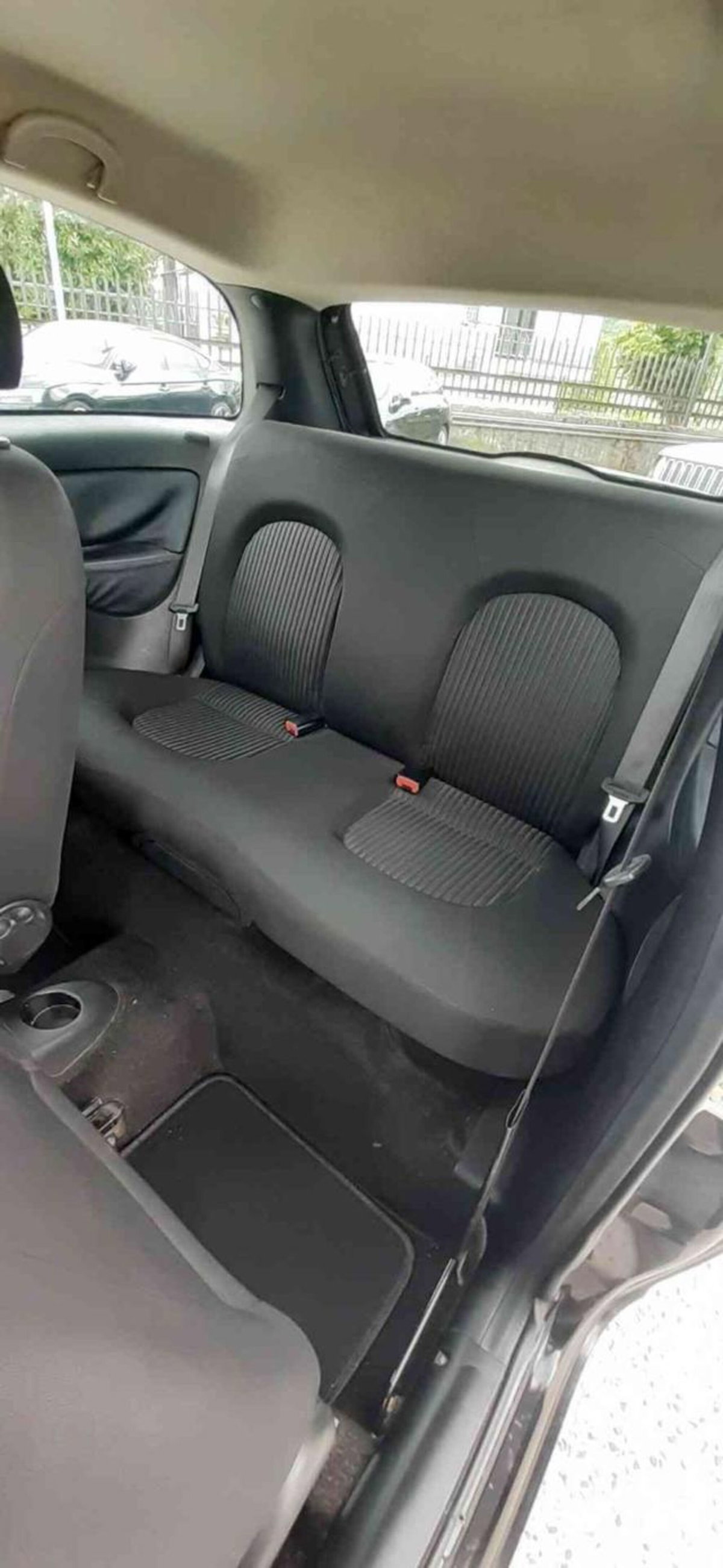 Lancia Ypsilon 1.3 MJT 75 CV Diva (17)