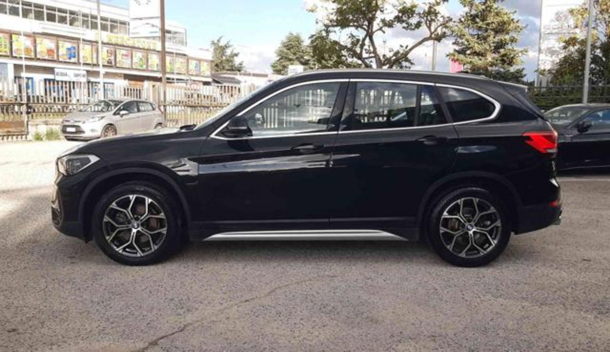 BMW X1 xDrive18d xLine Plus (5)