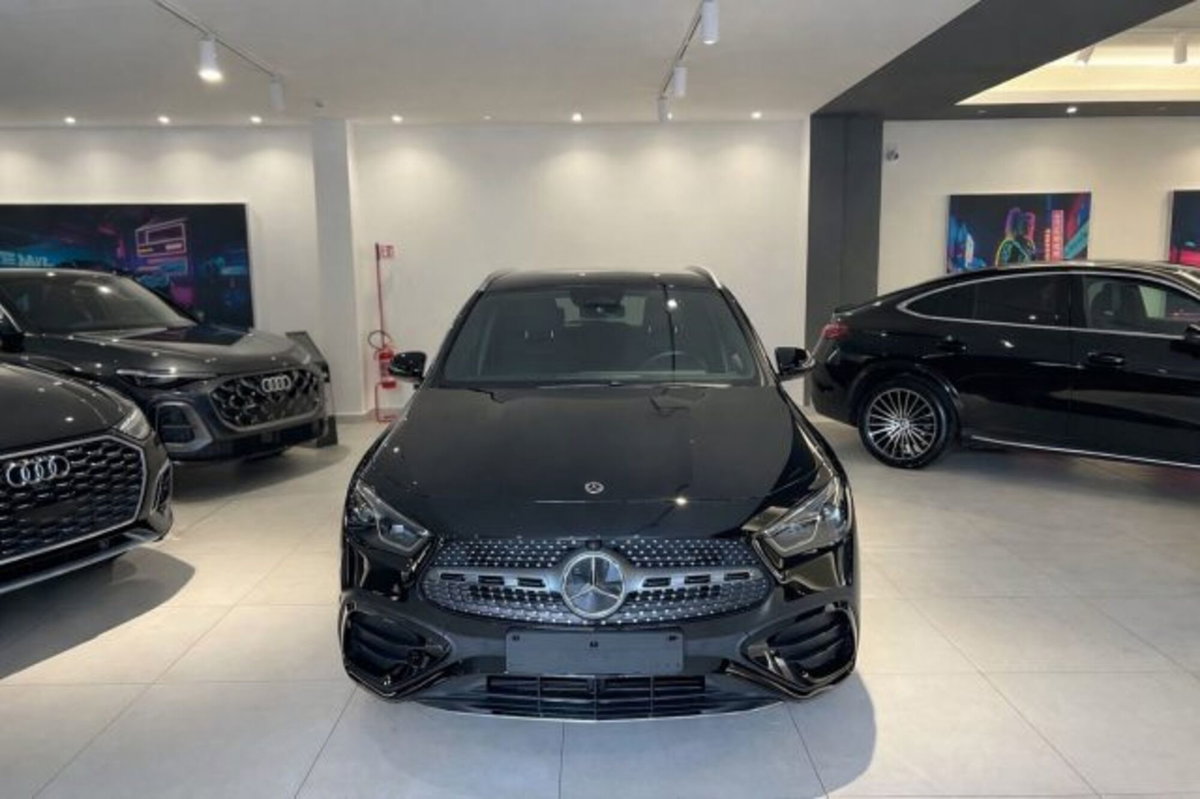 Mercedes-Benz GLA SUV 200 d AMG Line Advanced Plus 4matic auto (2)