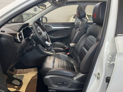 Mg ZS ZS 1.0 Luxury (14)