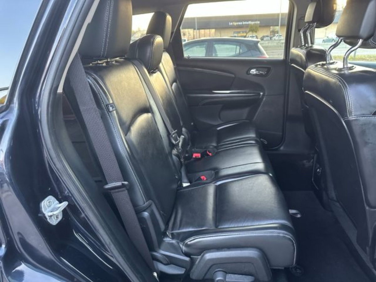 Fiat Freemont 2.0 Multijet 140 CV Urban (9)