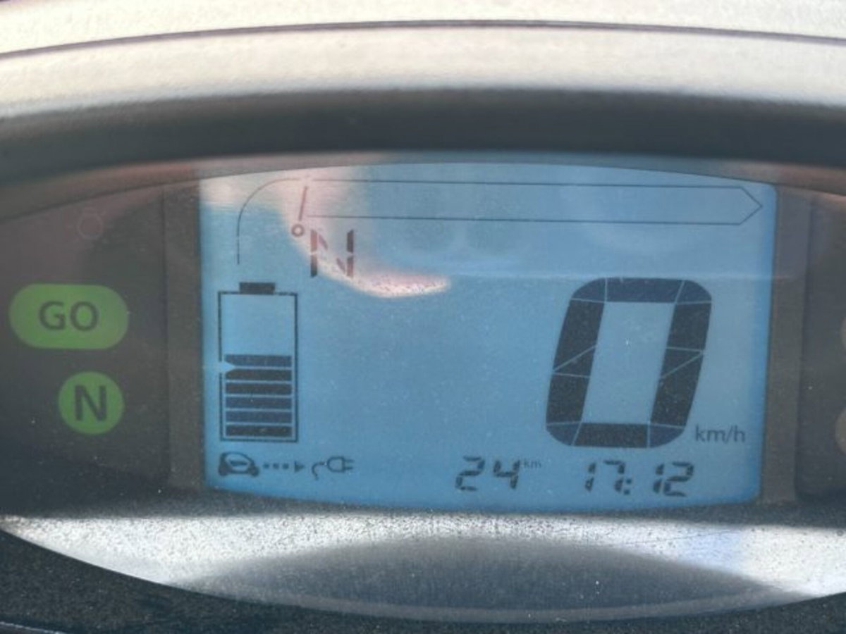 Renault Twizy 80 Intens (11)