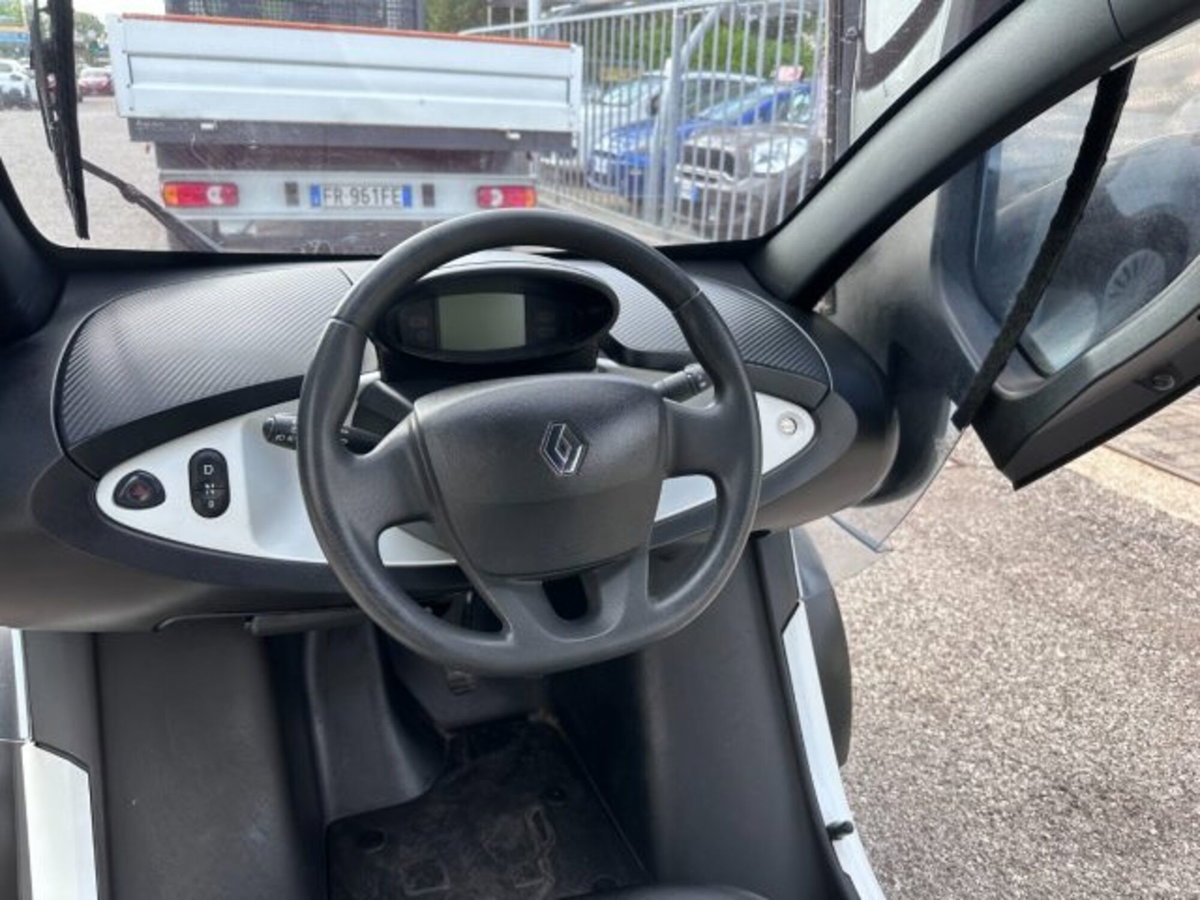 Renault Twizy 80 Intens (7)