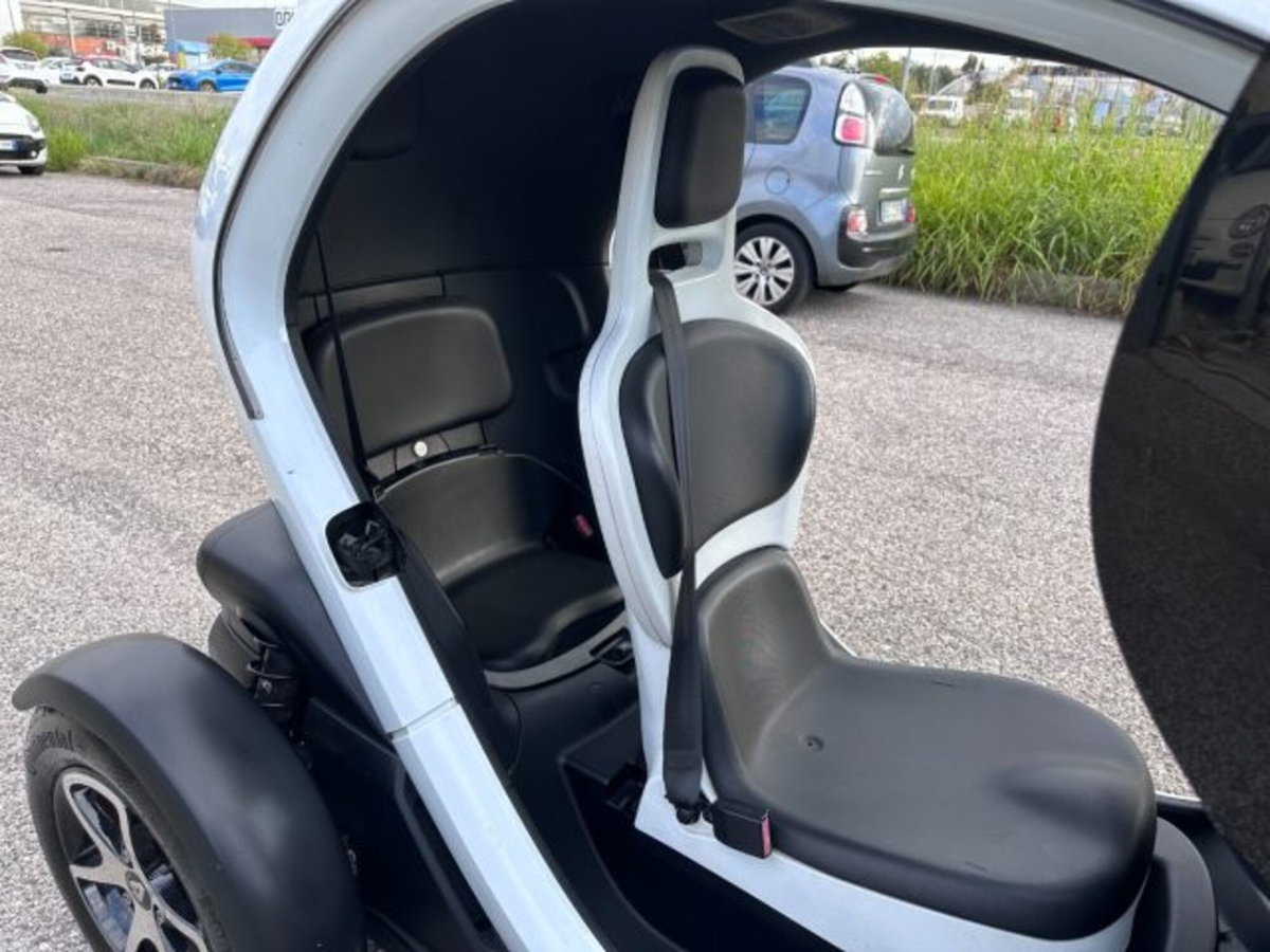 Renault Twizy 80 Intens (8)