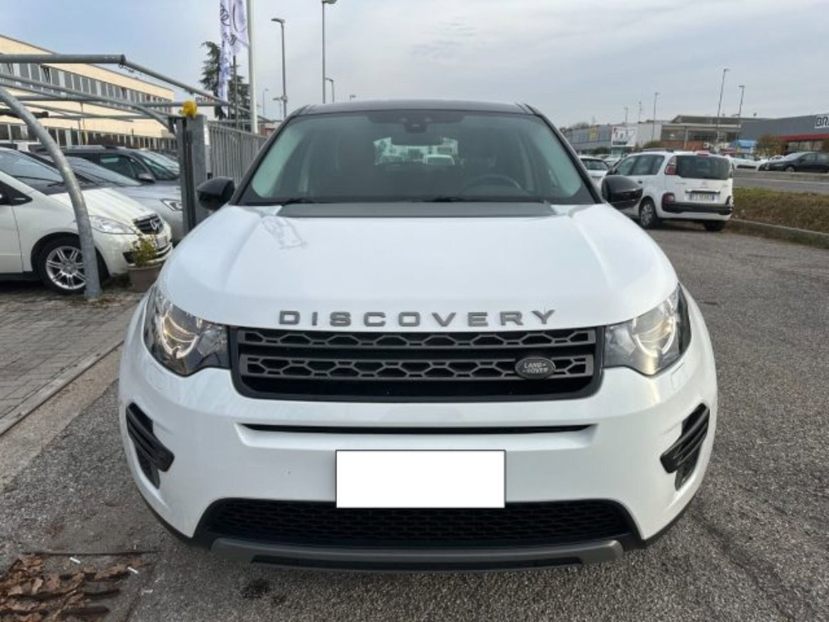 Land Rover Discovery Sport 2.0 TD4 150 CV Pure (2)