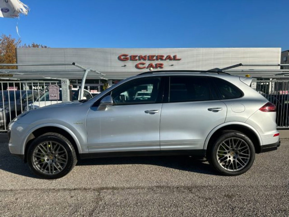Porsche Cayenne 3.0 S E-Hybrid