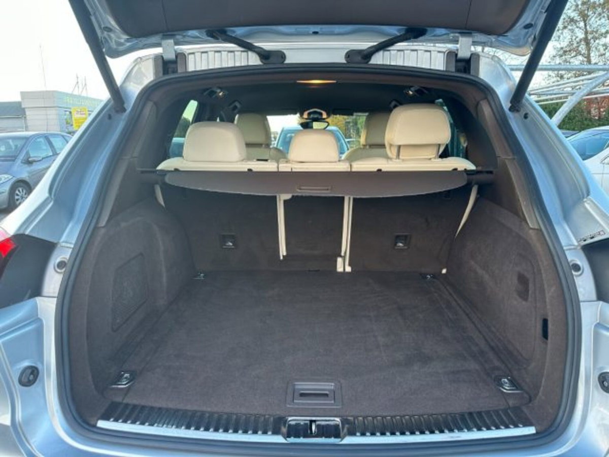 Porsche Cayenne 3.0 S E-Hybrid (9)