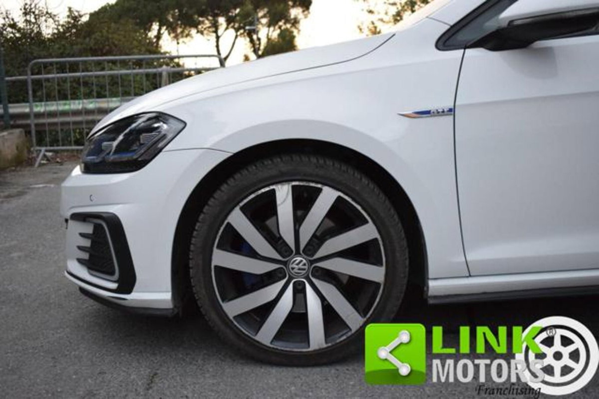 Volkswagen Golf GTE 1.4 TSI DSG 5p. Plug-In-Hybrid (12)