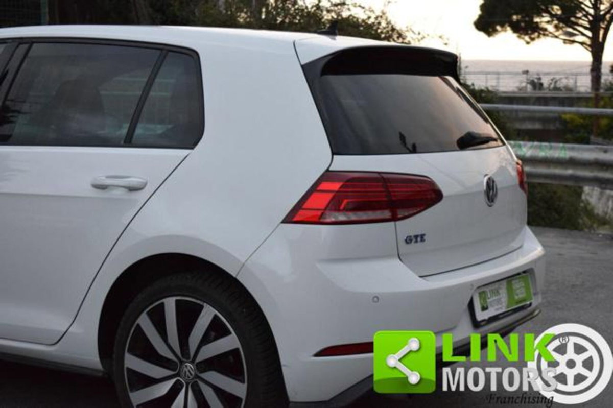 Volkswagen Golf GTE 1.4 TSI DSG 5p. Plug-In-Hybrid (19)
