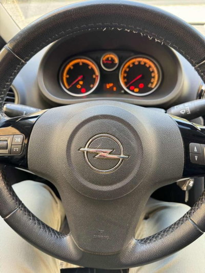 Opel Corsa 1.3 CDTI 75CV F.AP. 5 porte Edition (5)