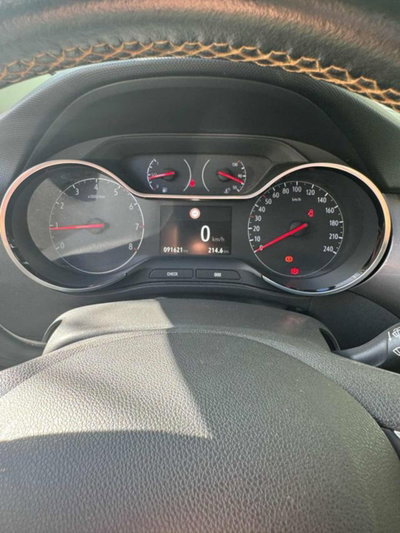 Opel Crossland X 1.2 Turbo 12V 130 CV Start&Stop Design Line (9)