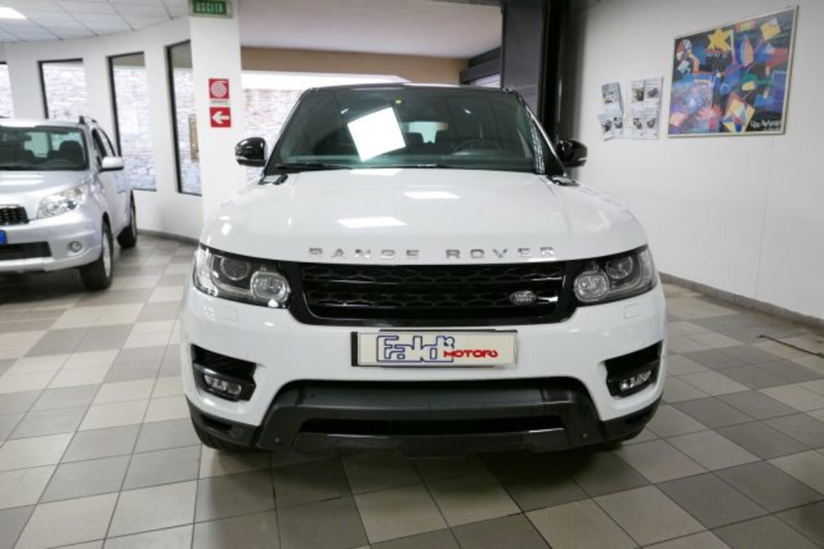 Land Rover Range Rover Sport 3.0 TDV6 HSE Dynamic (2)