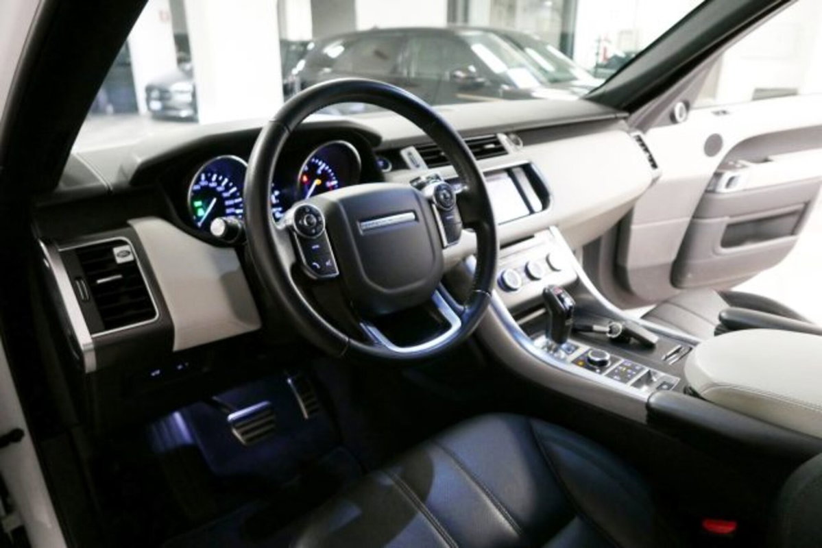 Land Rover Range Rover Sport 3.0 TDV6 HSE Dynamic (7)