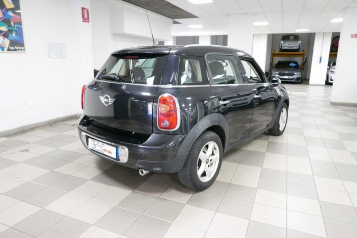 MINI Mini Countryman 1.6 One D Countryman (4)