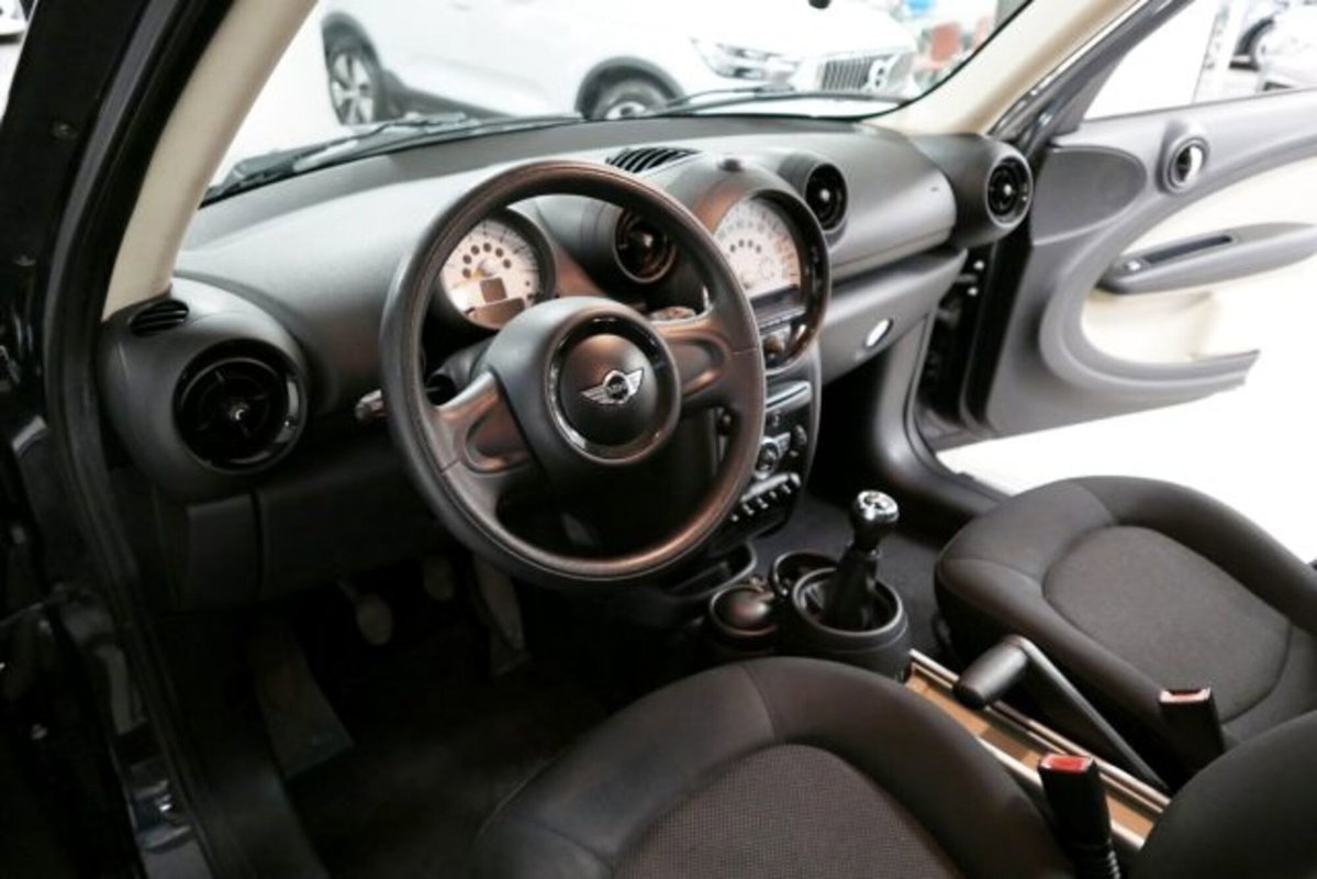 MINI Mini Countryman 1.6 One D Countryman (7)