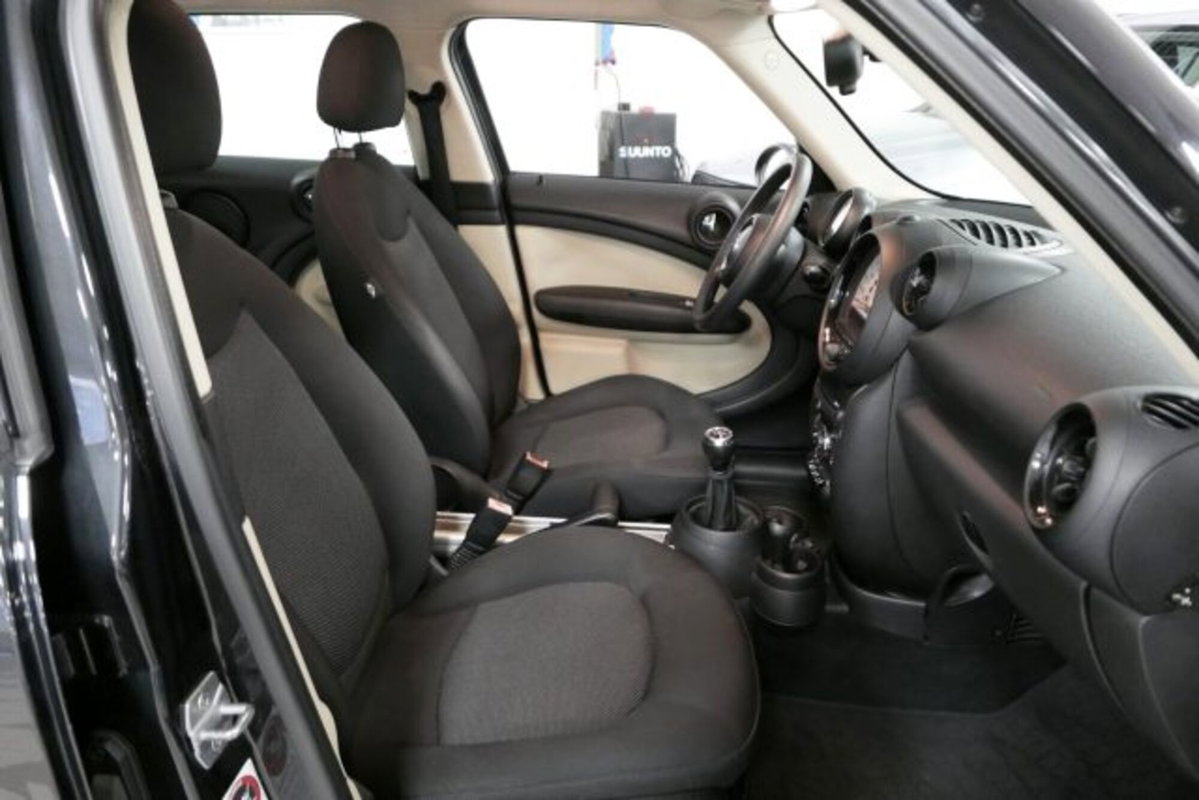 MINI Mini Countryman 1.6 One D Countryman (8)