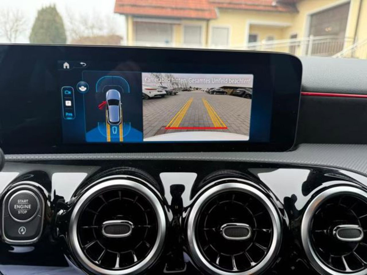 Mercedes-Benz Classe A Sedan 180 d AMG Line Premium Plus auto (13)