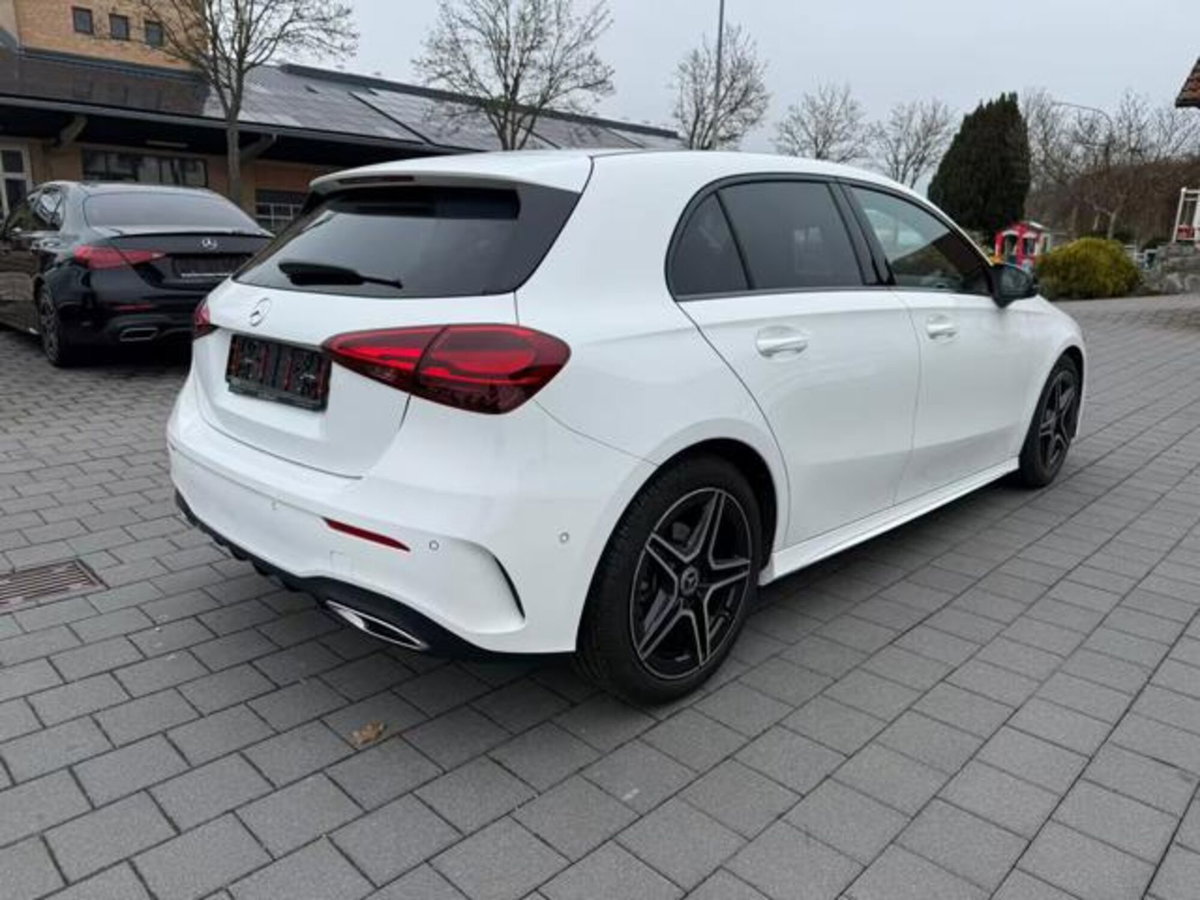 Mercedes-Benz Classe A Sedan 180 d AMG Line Premium Plus auto (7)