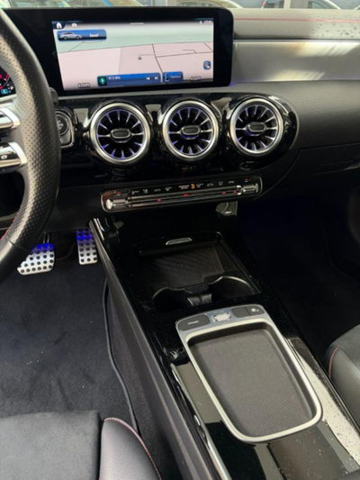 Mercedes-Benz CLA Shooting Brake 200 d AMG Line Premium Plus auto (11)
