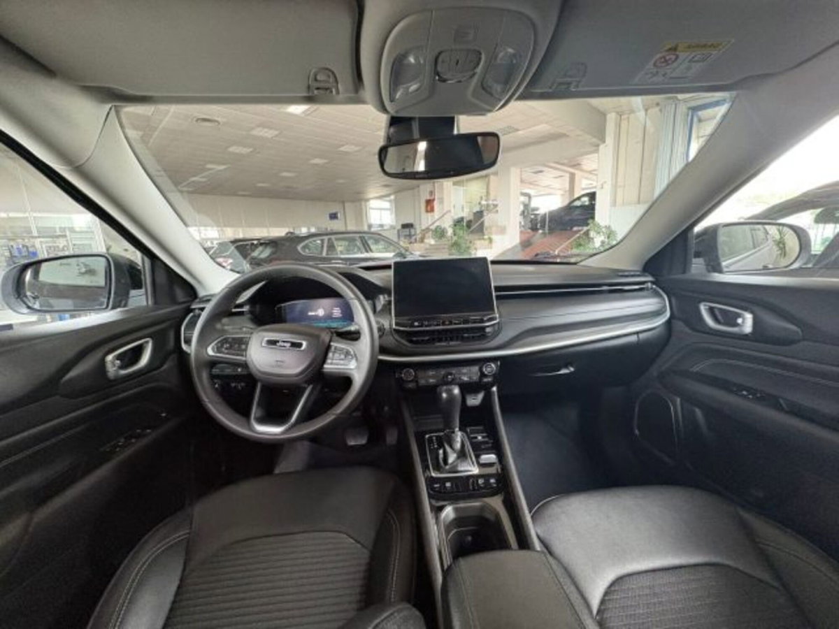 Jeep Compass 1.3 T4 190CV PHEV AT6 4xe Limited (5)