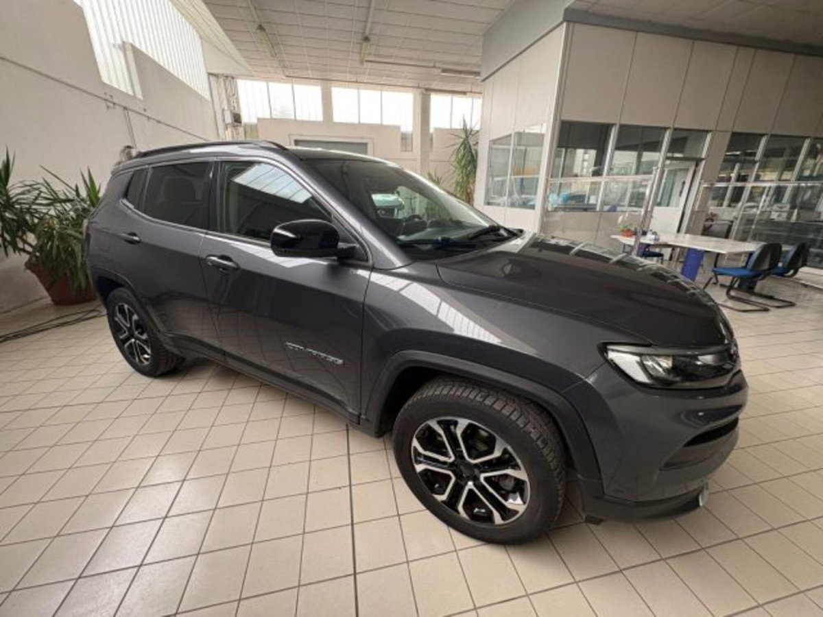 Jeep Compass 1.3 T4 190CV PHEV AT6 4xe Limited (7)