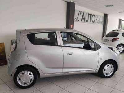 Chevrolet Spark 1.0 (2)