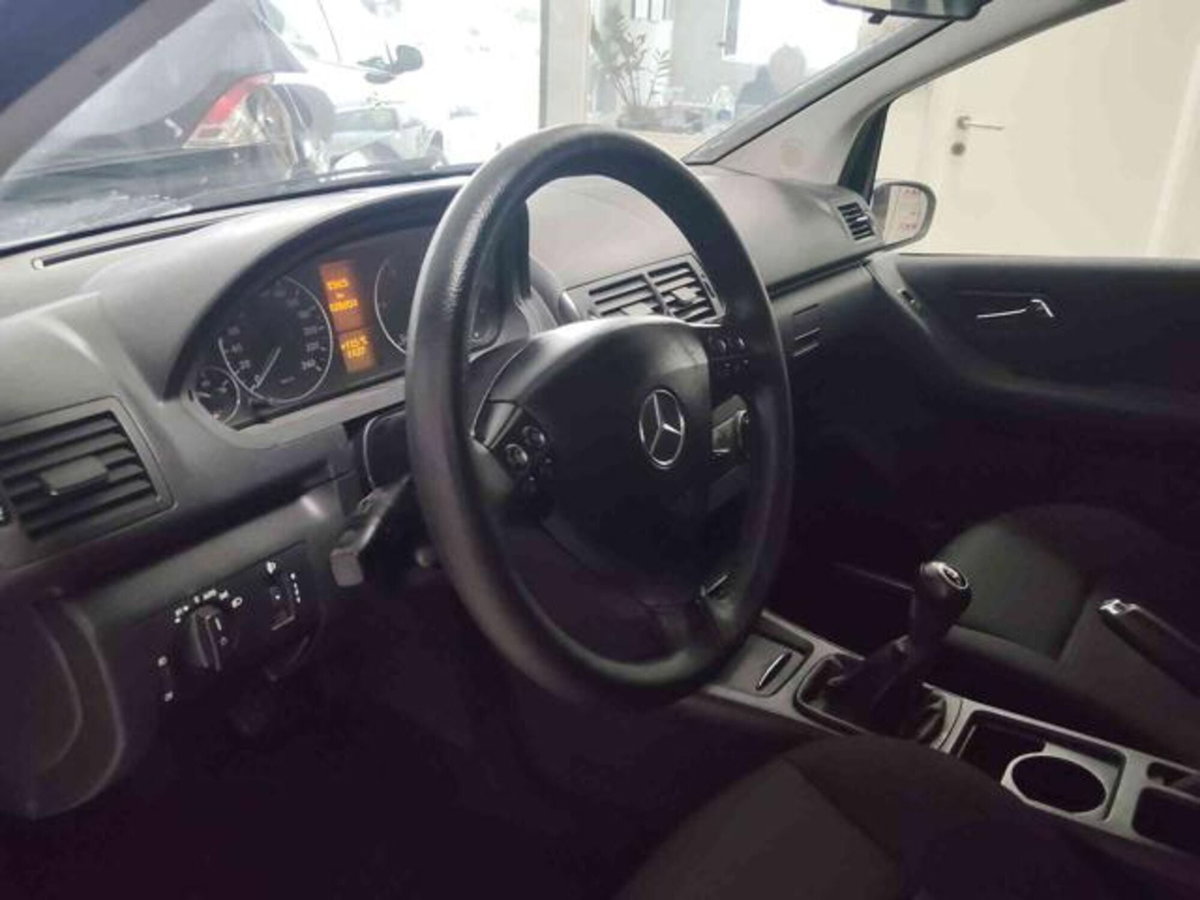 Mercedes-Benz Classe A 160 CDI (5)