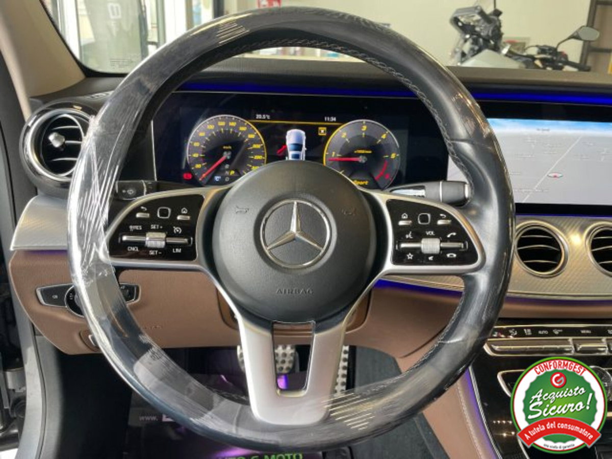 Mercedes-Benz Classe E 200 d Auto Premium (11)
