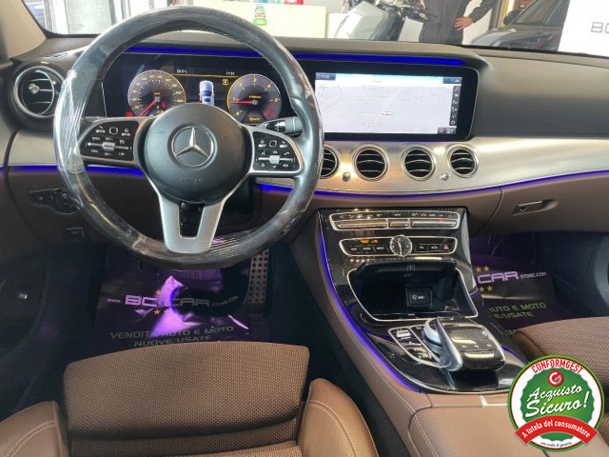 Mercedes-Benz Classe E 200 d Auto Premium (13)