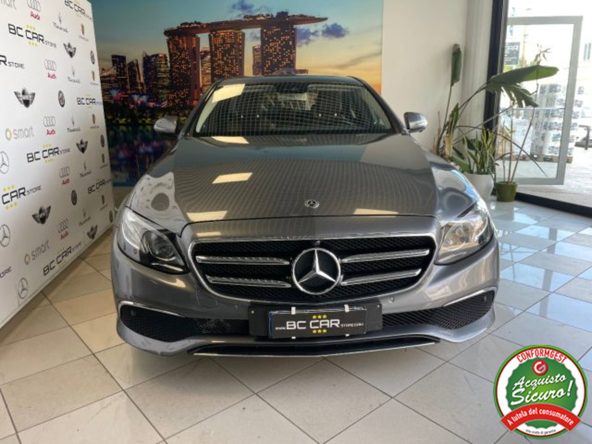 Mercedes-Benz Classe E 200 d Auto Premium (2)